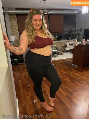 ellesbelly photo #0017
