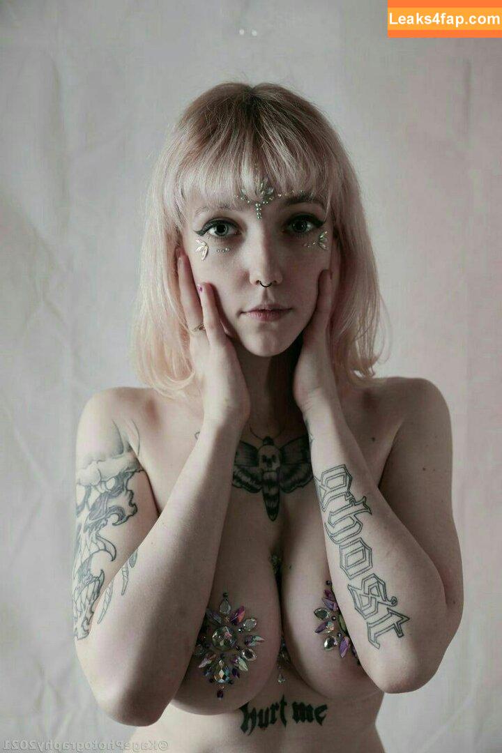 elleslove / Elles / aliceeee_watson / heartsicx leaked photo photo #0237