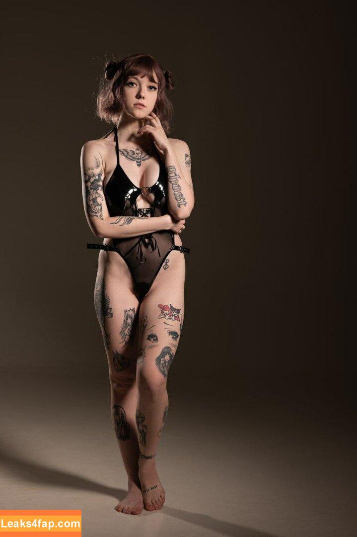 elleslove / Elles / aliceeee_watson / heartsicx leaked photo photo #0321