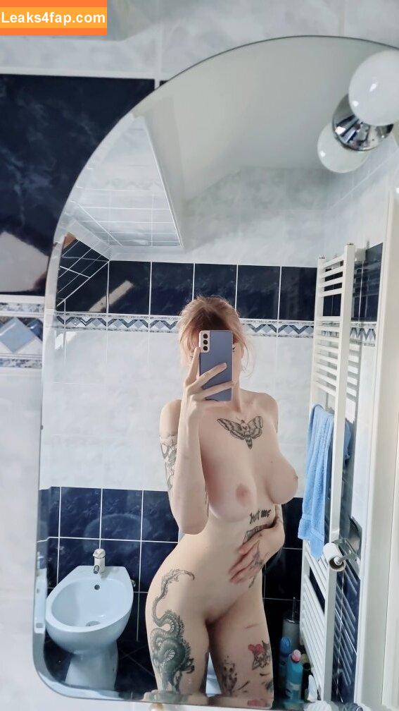 elleslove / Elles / aliceeee_watson / heartsicx leaked photo photo #0460