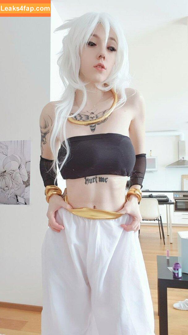 elleslove / Elles / aliceeee_watson / heartsicx leaked photo photo #0672