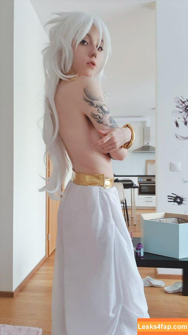 elleslove / Elles / aliceeee_watson / heartsicx leaked photo photo #0746