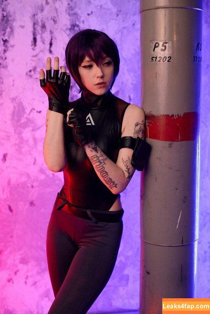 elleslove / Elles / aliceeee_watson / heartsicx leaked photo photo #0931