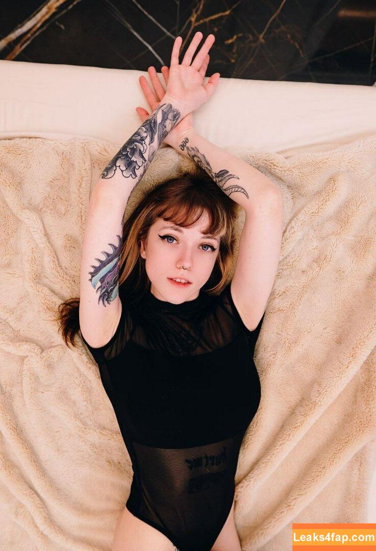 elleslove / Elles / aliceeee_watson / heartsicx leaked photo photo #1063