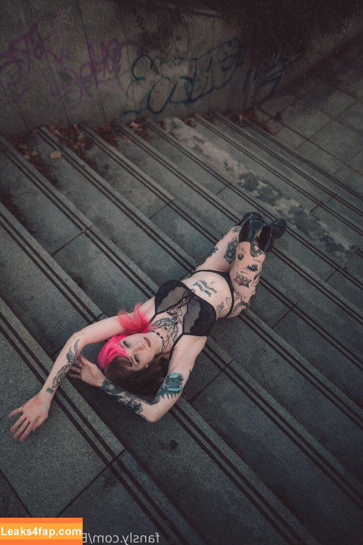 elleslove / Elles / aliceeee_watson / heartsicx leaked photo photo #2099