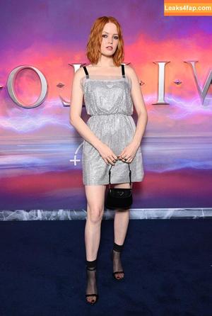 Ellie Bamber photo #0081