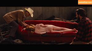 Ellie Bamber photo #0106