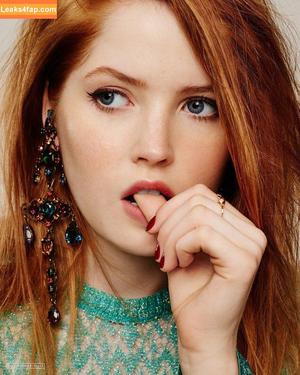 Ellie Bamber фото #0308