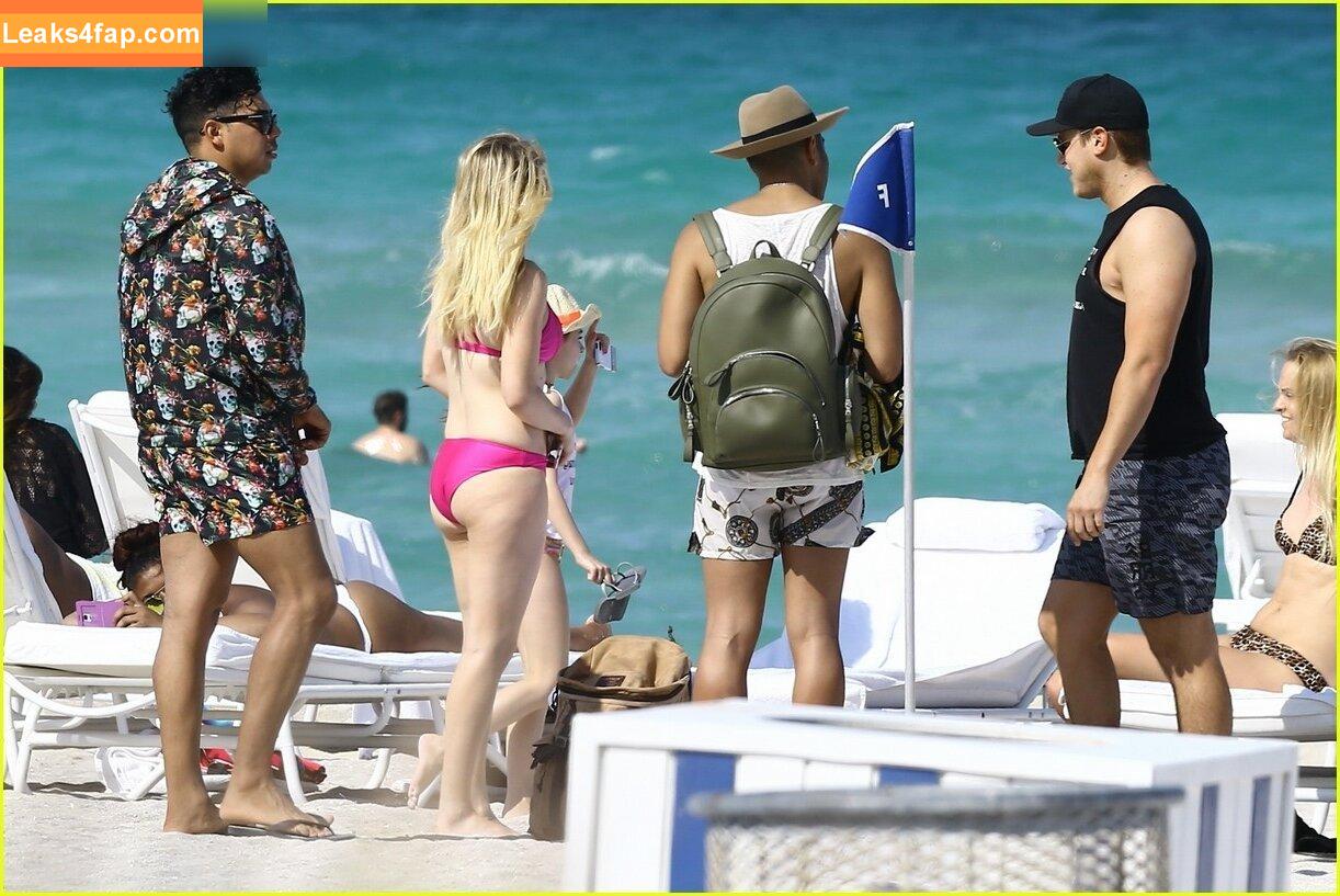 Ellie Goulding / elliegoulding / glovored leaked photo photo #0365