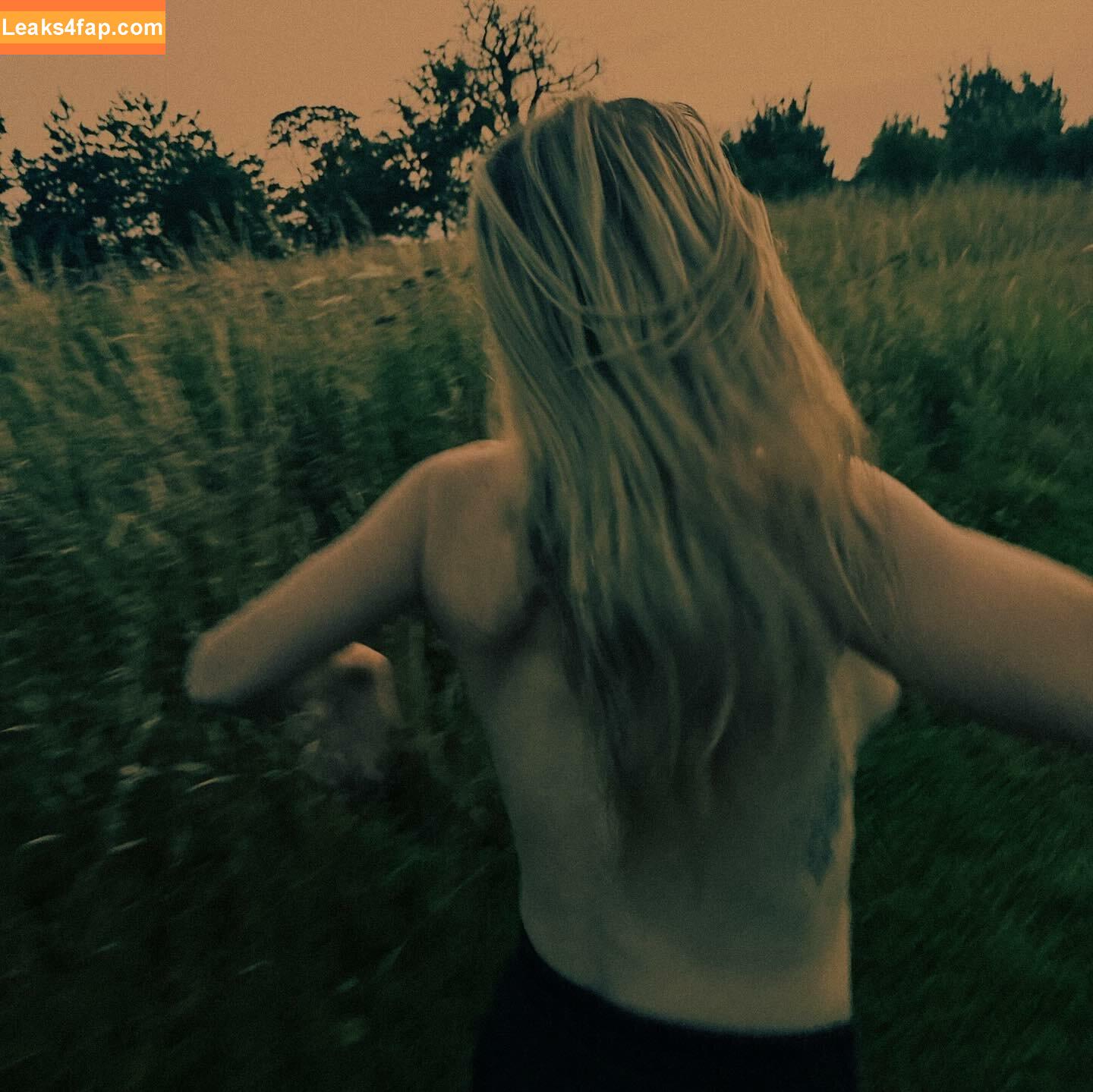 Ellie Goulding / elliegoulding / glovored leaked photo photo #0438