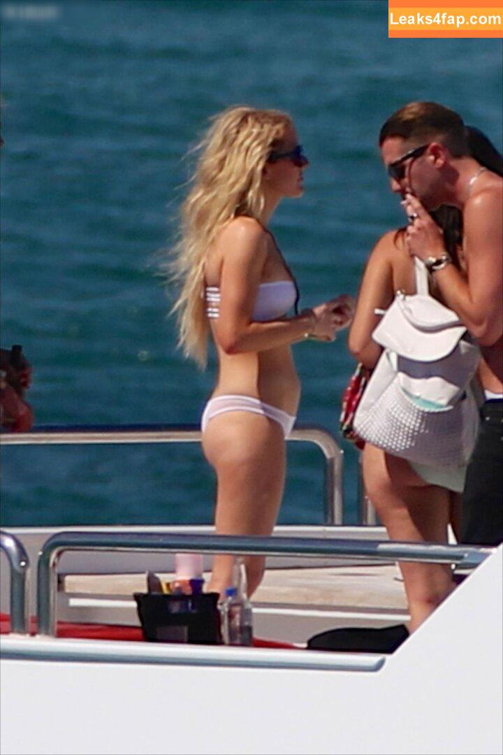 Ellie Goulding / elliegoulding / zarinamae leaked photo photo #0587