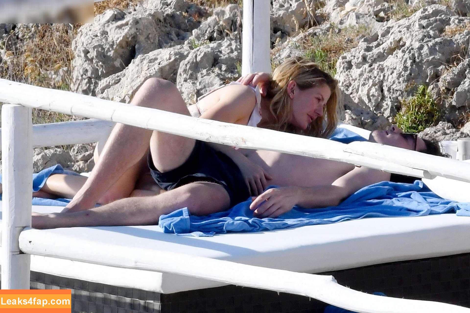 Ellie Goulding / elliegoulding / zarinamae leaked photo photo #0684