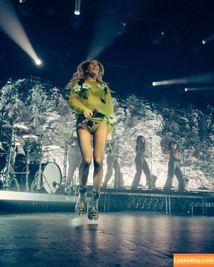 Ellie Goulding photo #0147