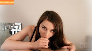 Ellie Idol photo #0101