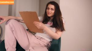 Ellie Idol photo #0575