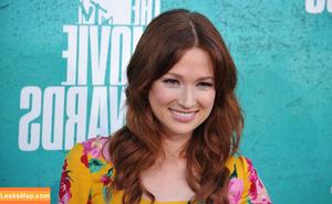 Ellie Kemper photo #0049