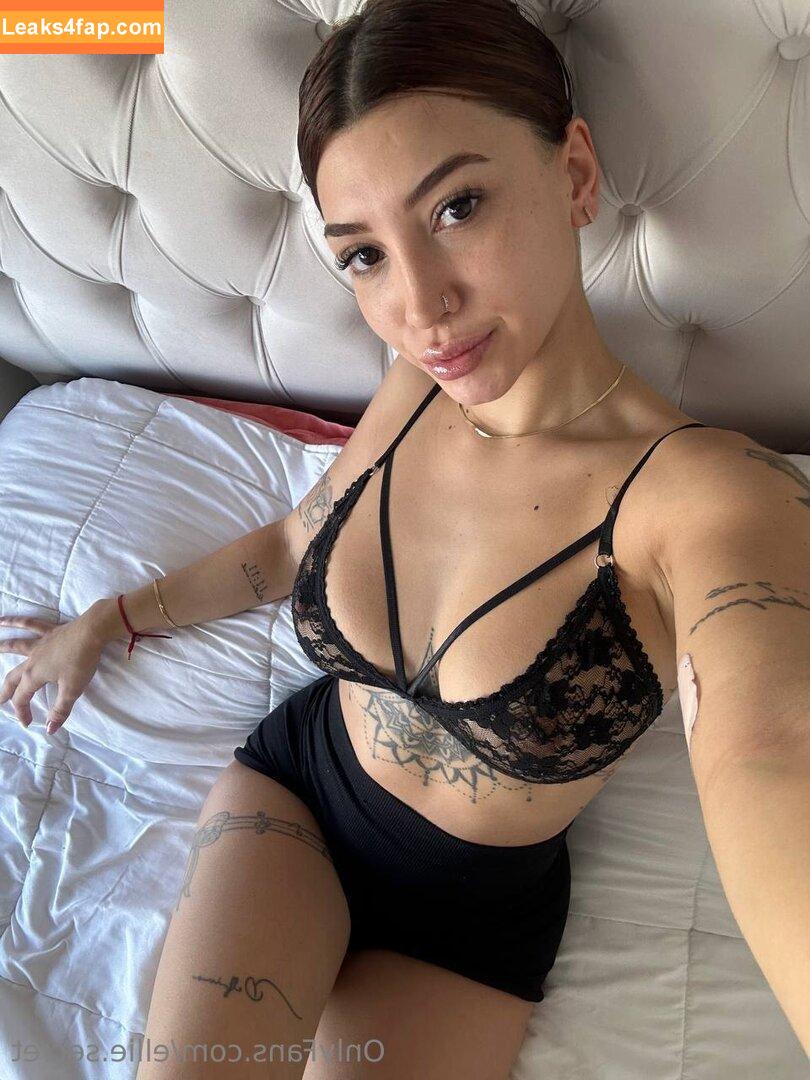 ellie.kisses /  leaked photo photo #0022