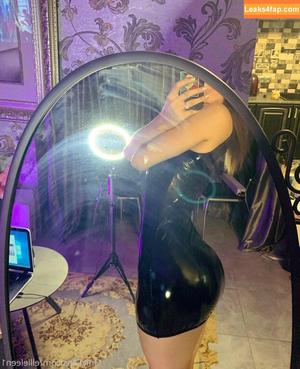 Ellie Leen photo #0040