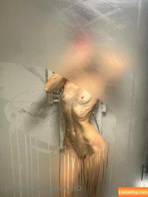 ellieleen photo #0657