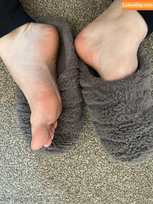 elliemaesfeet photo #0020