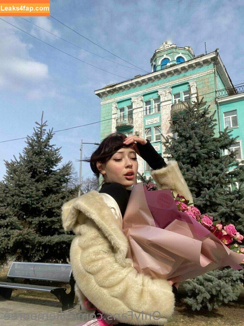 elliemooree / elliemoore_official leaked photo photo #0010