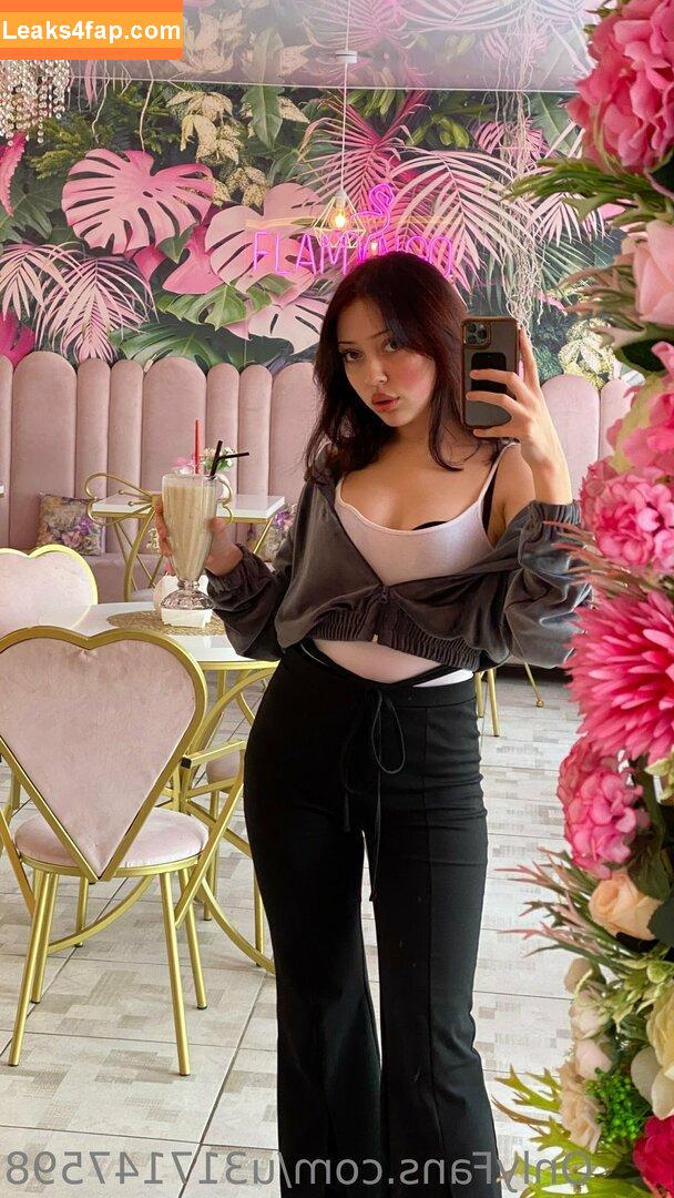 elliemooree / elliemoore_official leaked photo photo #0012