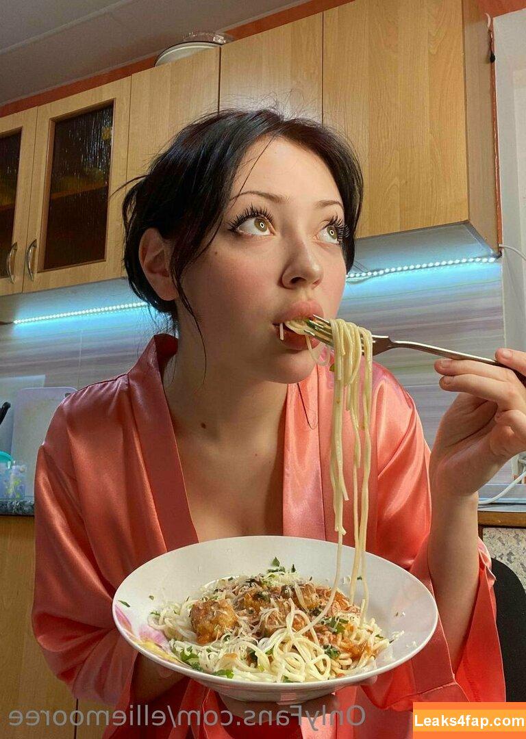 elliemooree / elliemoore_official leaked photo photo #0045