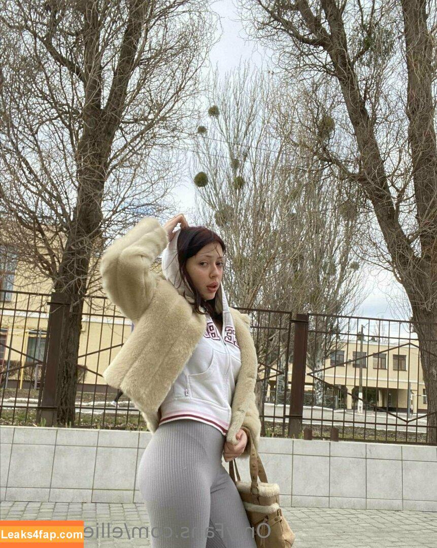 elliemooree / elliemoore_official leaked photo photo #0048
