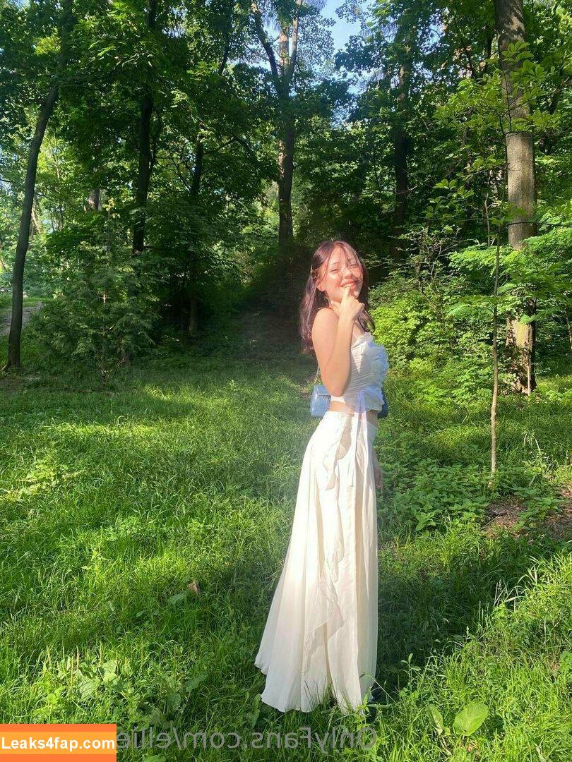 elliemooree / elliemoore_official leaked photo photo #0073