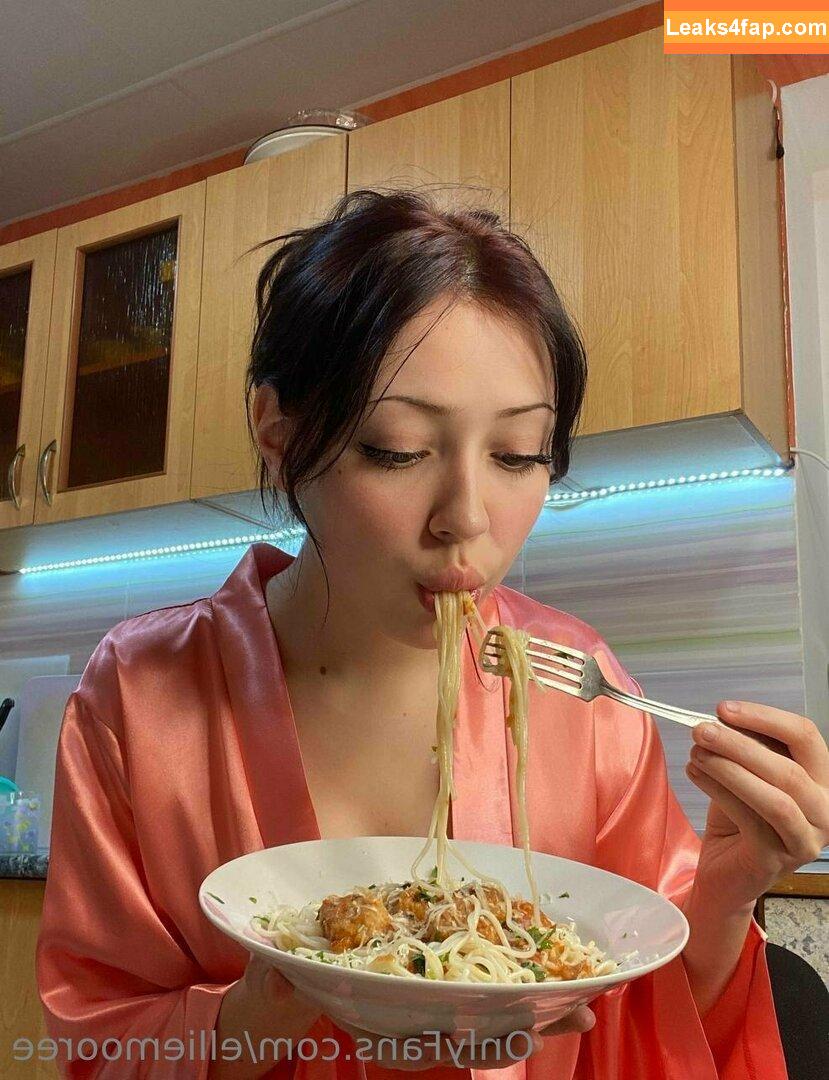 elliemooree / elliemoore_official leaked photo photo #0092