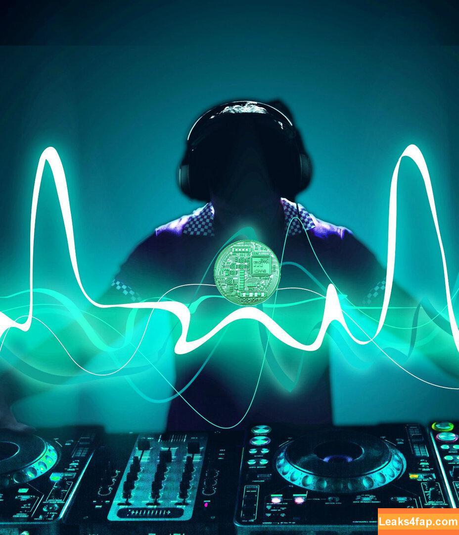 ellievandeel /  leaked photo photo #0008