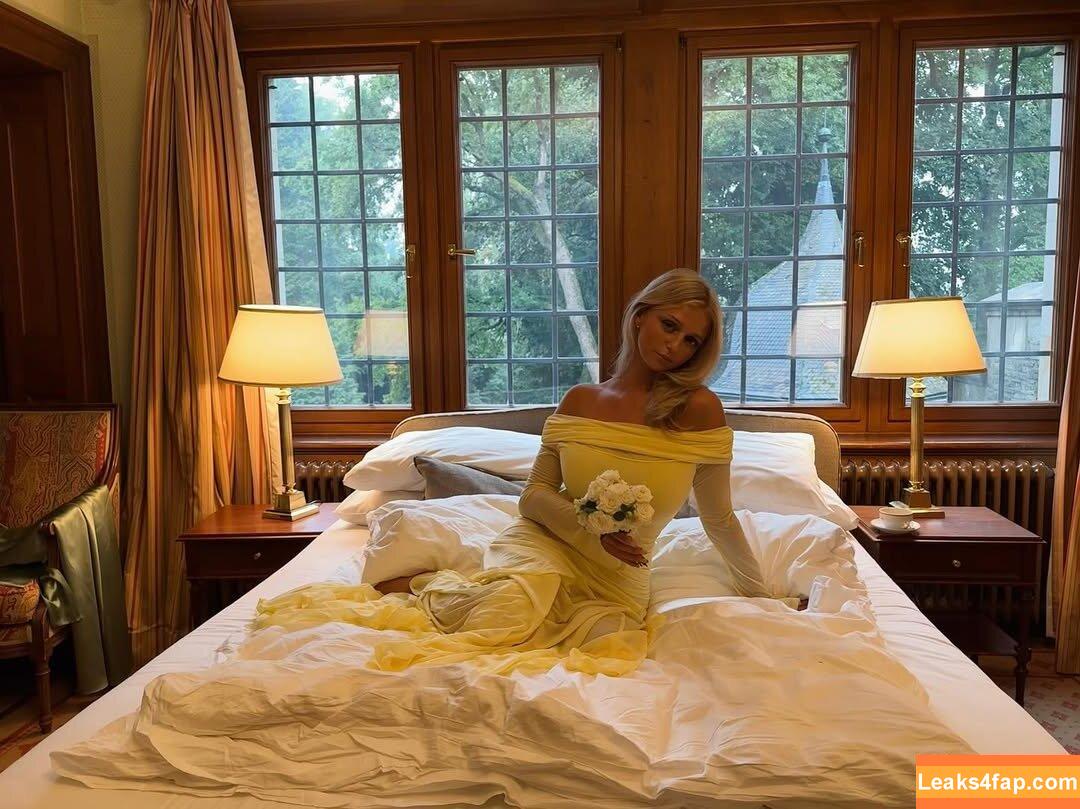 ellyy.ann / ellie_ann / elly / elly.ann leaked photo photo #0201