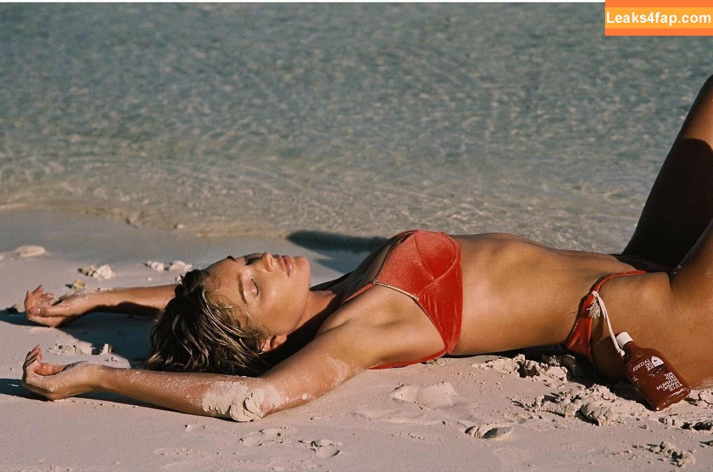 Elsa Hosk / elsahosk / hoskelsa / https: leaked photo photo #0013