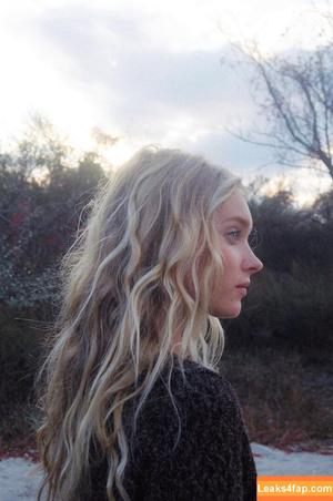 Elsa Hosk photo #0413