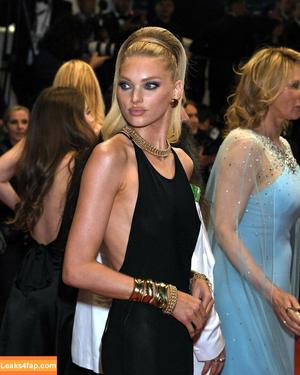 Elsa Hosk фото #0709