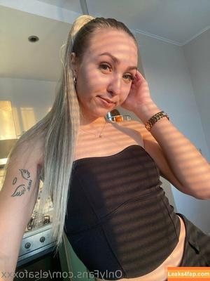 elsafoxxx photo #0021