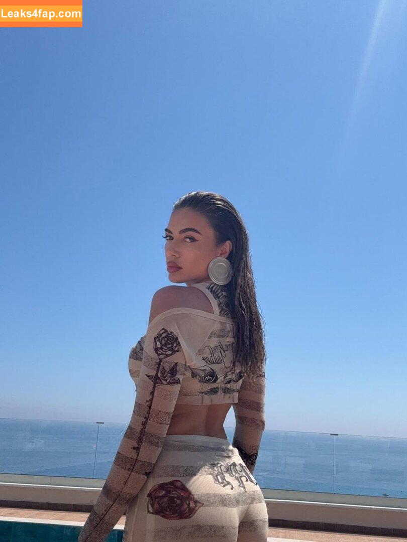 Elvana gjata /  leaked photo photo #0065