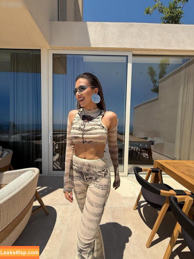 Elvana gjata /  leaked photo photo #0066