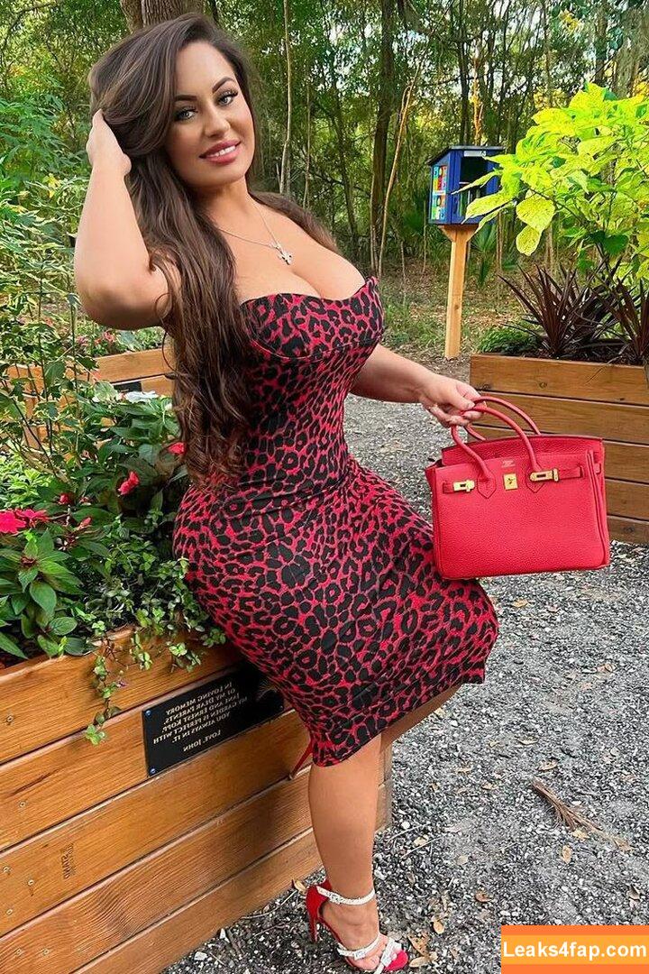 Elvisa Dedić / Elvisa / Elvisa Dedic / ElvisaDedic1 слитое фото фото #0013