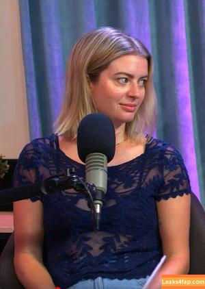 Elyse Willems photo #0038