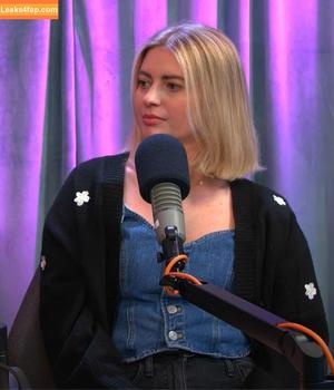 Elyse Willems photo #0041