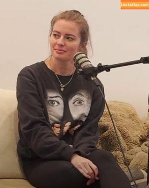 Elyse Willems photo #0253