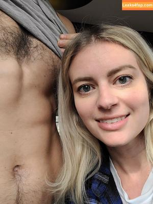 Elyse Willems photo #0265