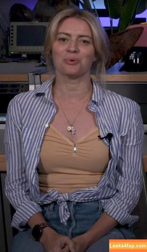 Elyse Willems photo #0284