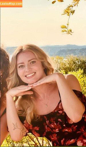 Elyse Willems photo #0308