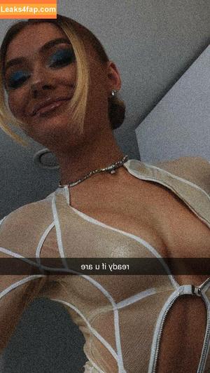 Elz The Witch photo #0048