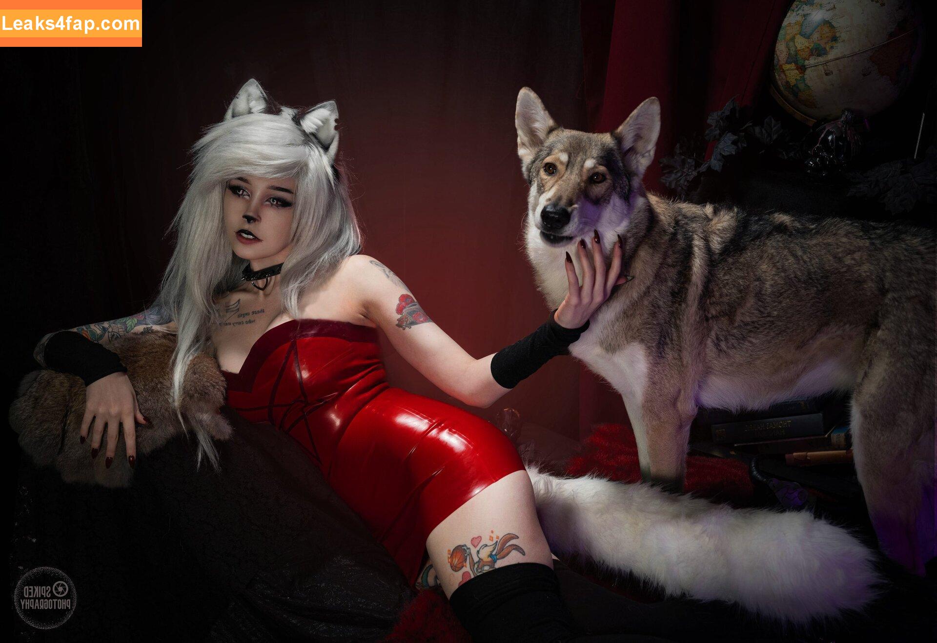 Ember Wolf / wolfiesantics leaked photo photo #0334