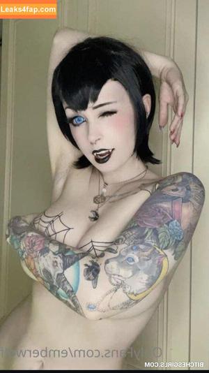 Ember Wolf photo #0336