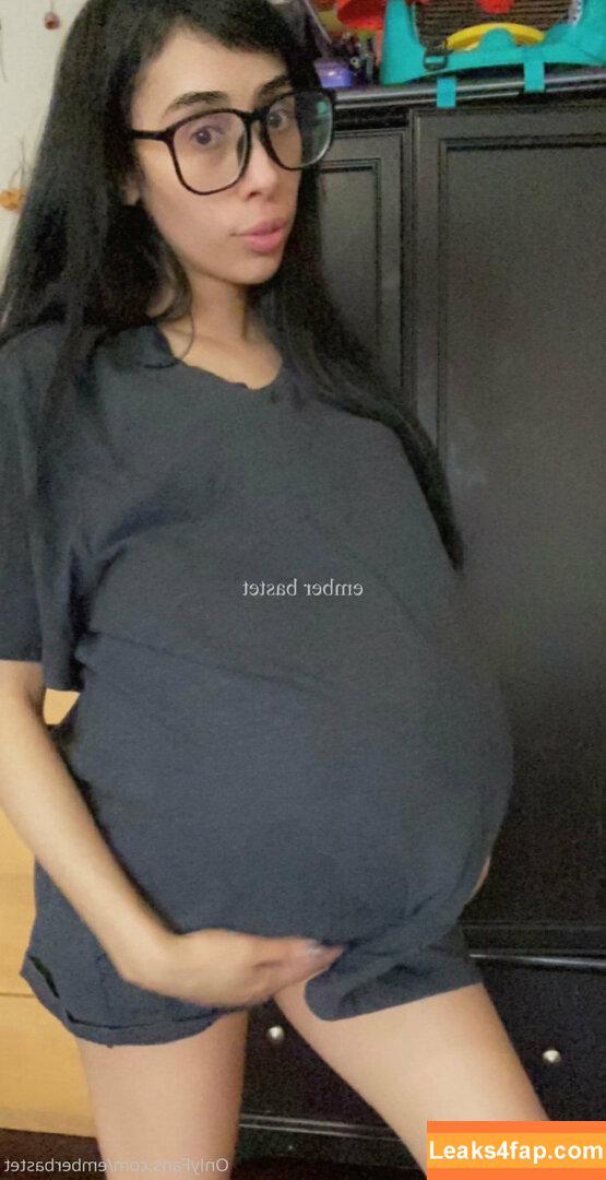 emberbastet /  leaked photo photo #0001