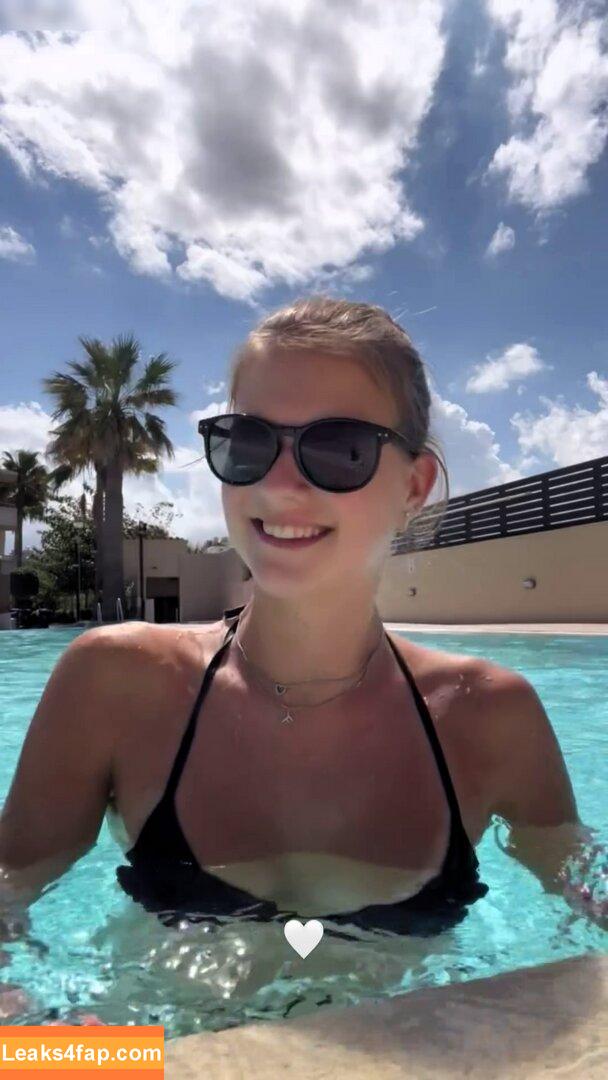 Emelybasics leaked photo photo #0053